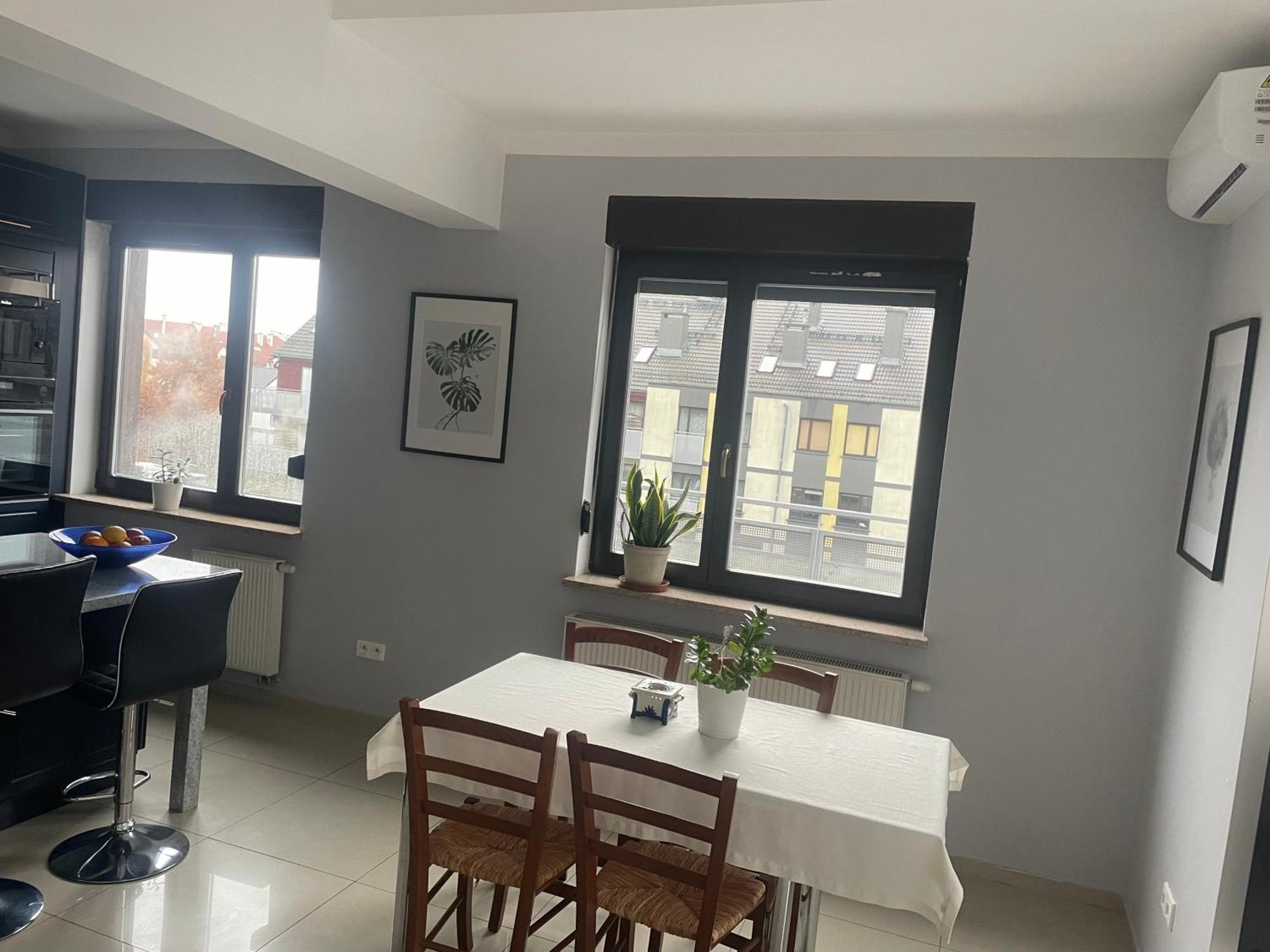Motylkowa 125 M2 5 Pokoi Apartament
